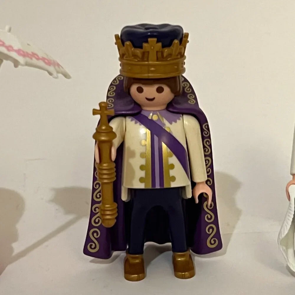 Lot of 4 Playmobil Figures